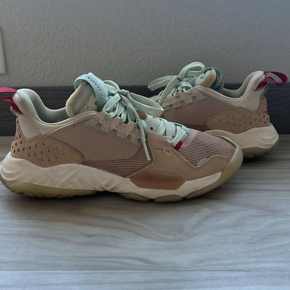 Jordan Jumpman 000 23 - Picture 3 of 8